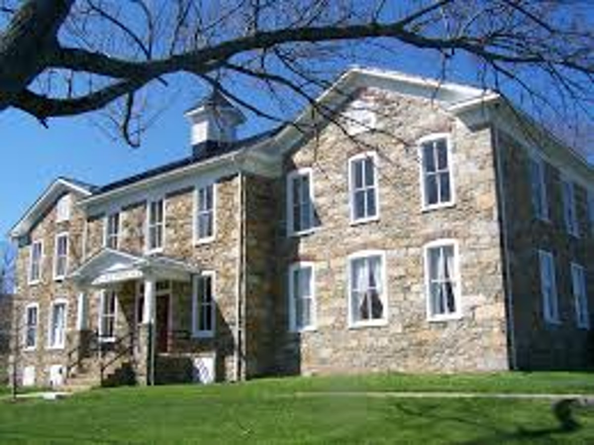 The Old Stone School is a hub for the arts in Hillsboro, Virginia